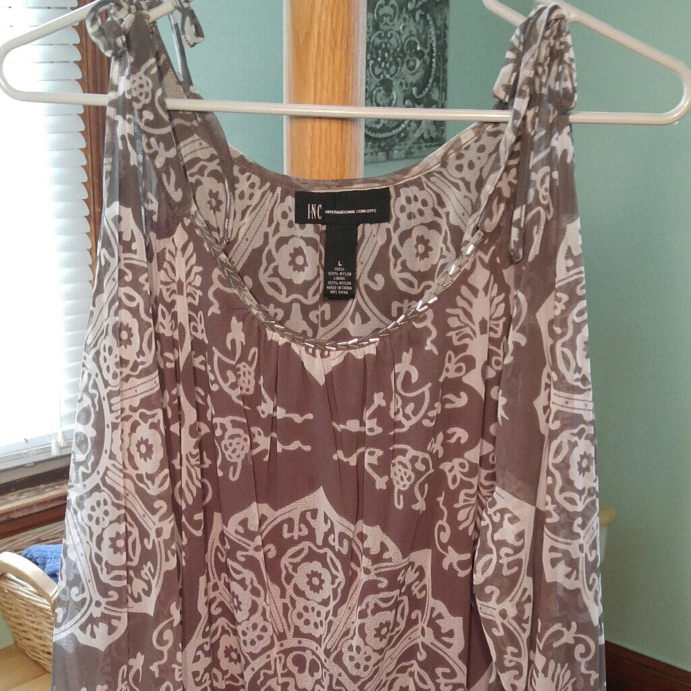 Woman's Top
